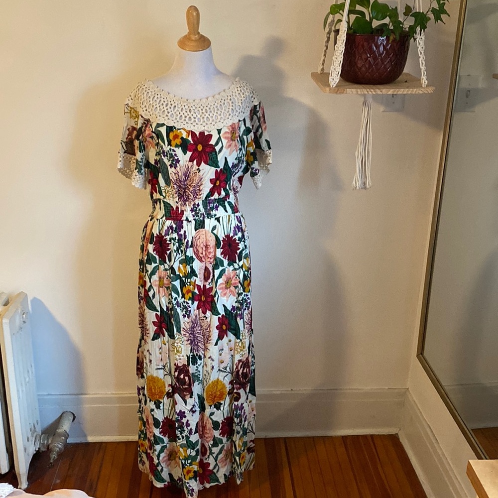 Philosophy | NWT Garden Crochet Floral Dress
